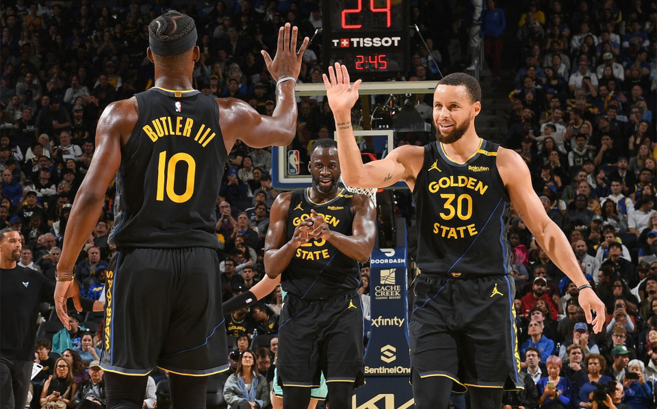 在对方外线 在对方外线