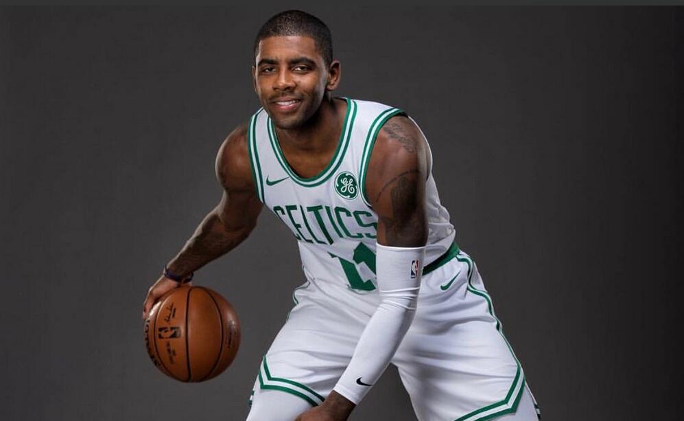 面向球门接 面向球门接